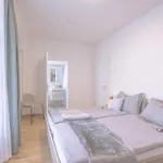Kloster Frienisberg B&B *
