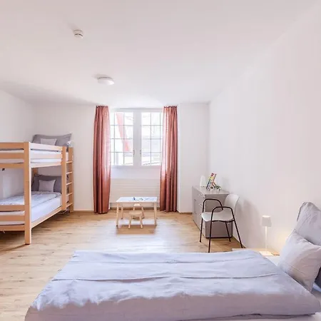 Kloster Frienisberg Bed & Breakfast